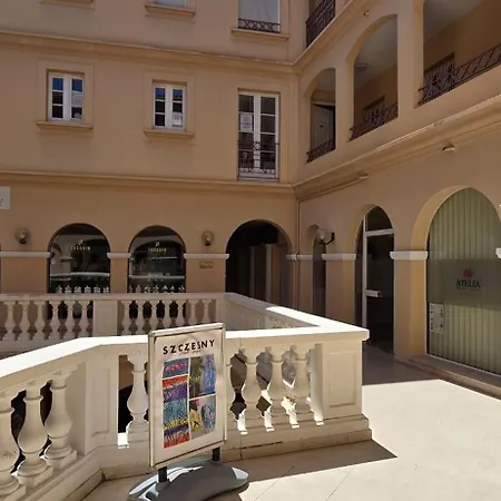 Apartamento 34m In The Heart Of Saint-Tropez